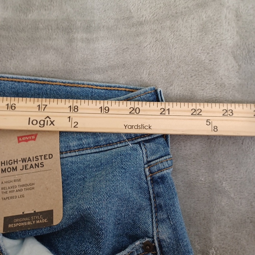 NWT Levis High Waisted Mom Jeans 42x28  Relaxed Tapered Leg Blue‎ Sz 20WClassic - Picture 4 of 10